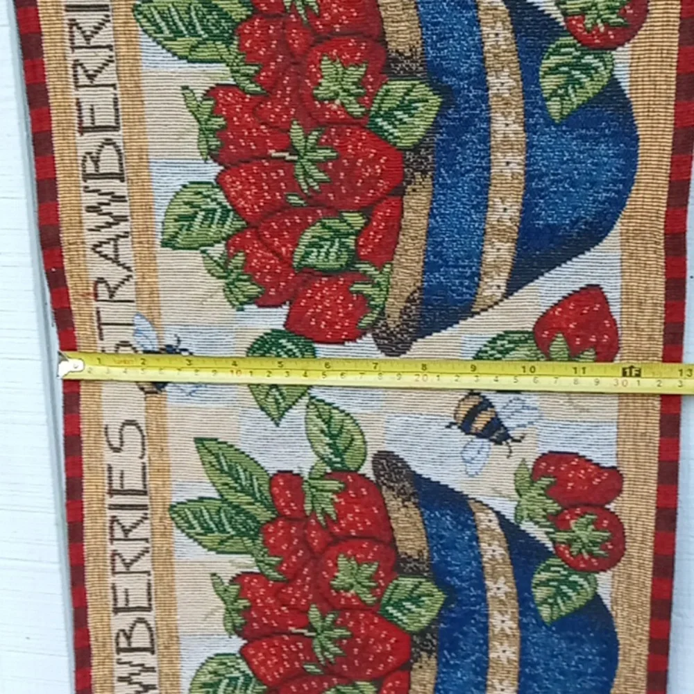 Vintage Summer Strawberry Table Runner